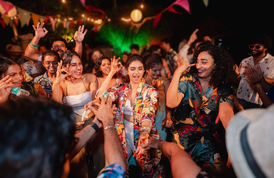 Keerthy Suresh and Antony Thattil pre wedding pictures, fans reacts