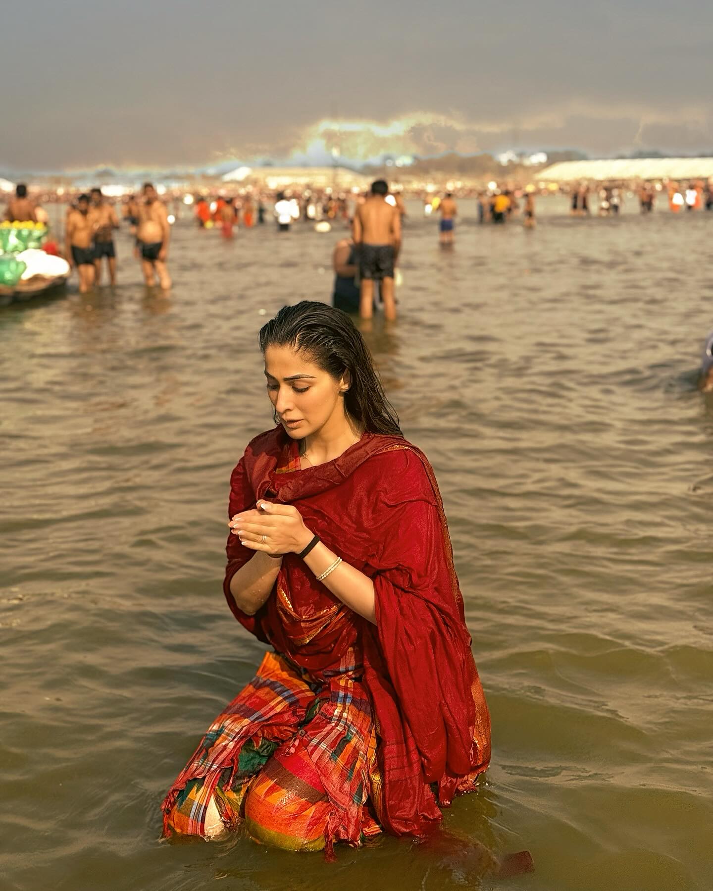 Raai Laxmi takes holy dip at Mahakumbh in Prayagraj, see pics