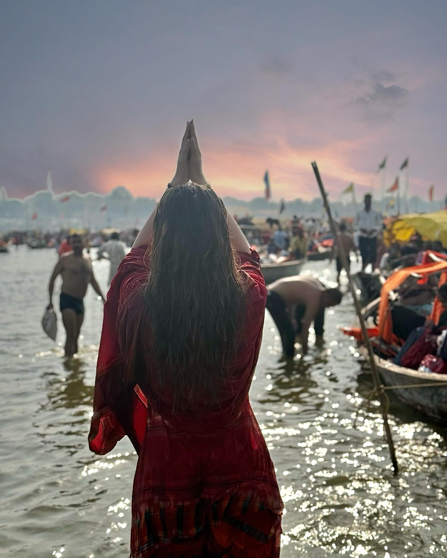 Raai Laxmi takes holy dip at Mahakumbh in Prayagraj, see pics
