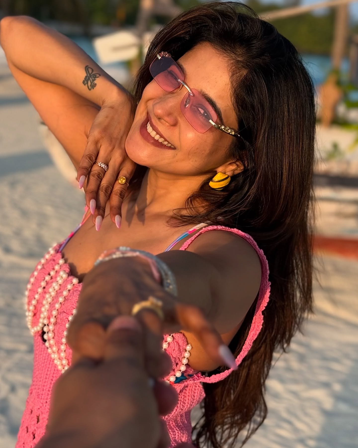 Sakshi Agarwal's Maldives Vacation: Embracing Salty Air, Sandy Toes & Photoshoot