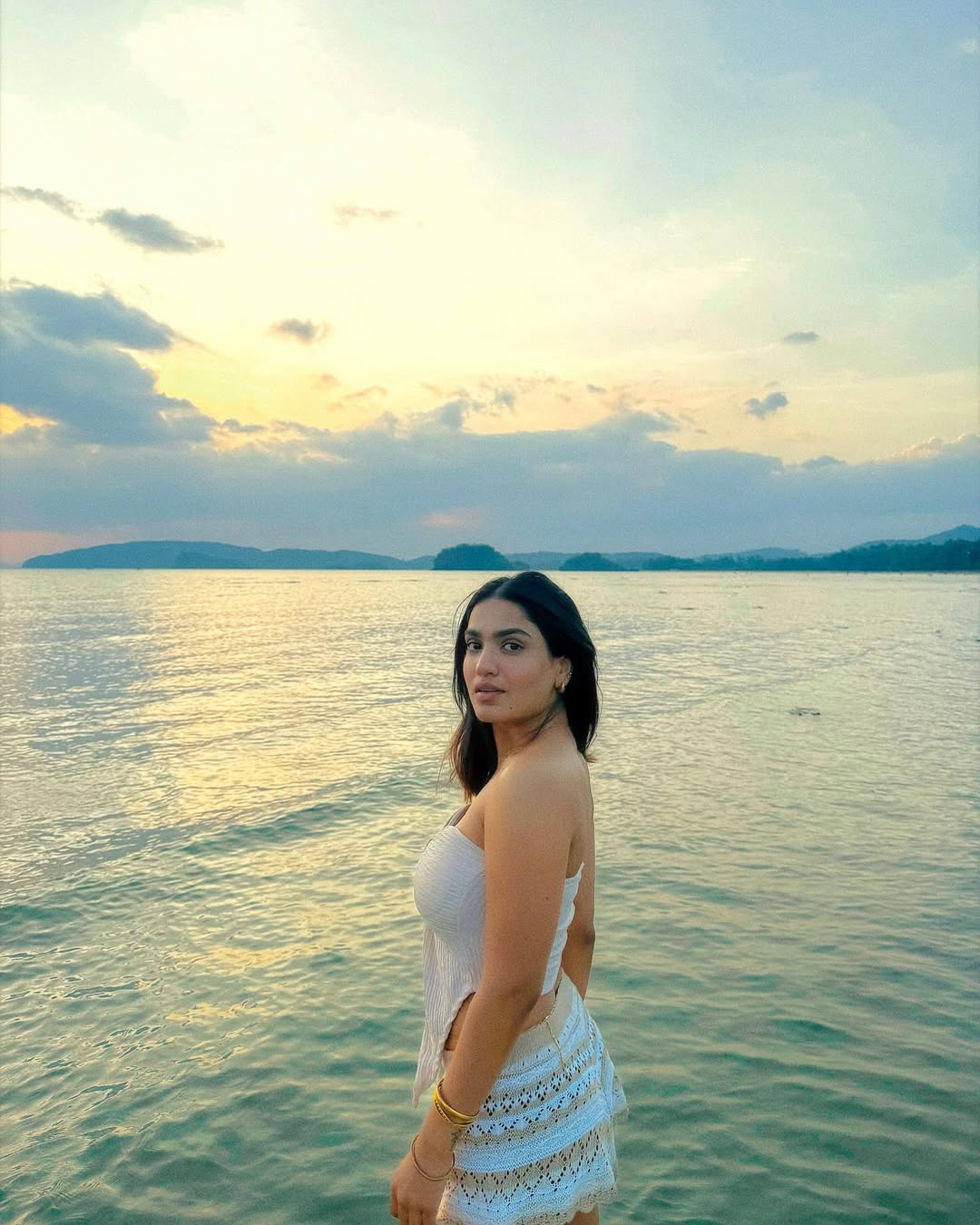 Saniya Iyappan's Elegant Photoshoot in White Outfit at Krabi, Thailand