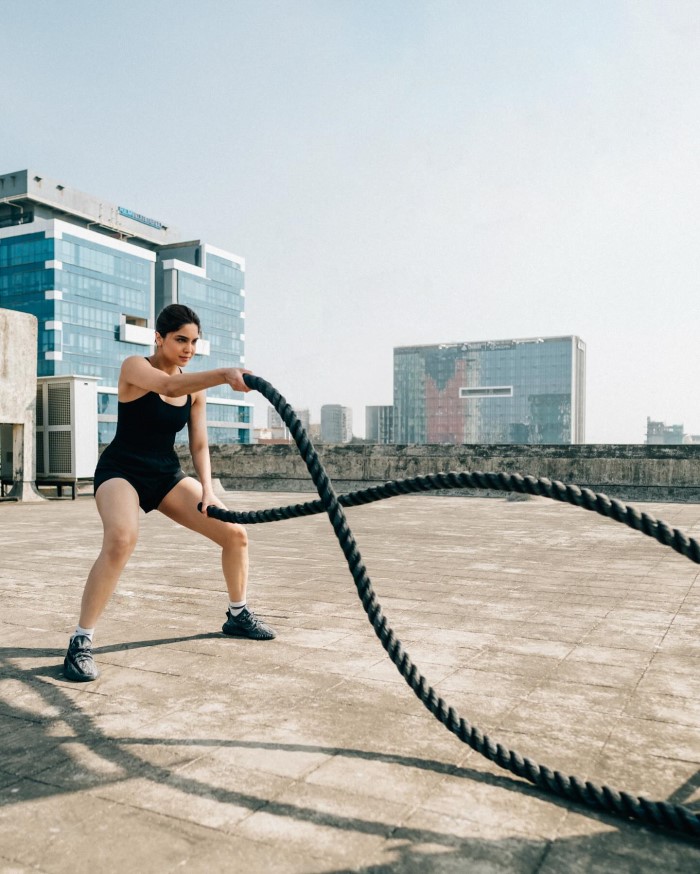 Sharvari's Rope Workout In Black Gym Outfit Is On Point - Filmibeat