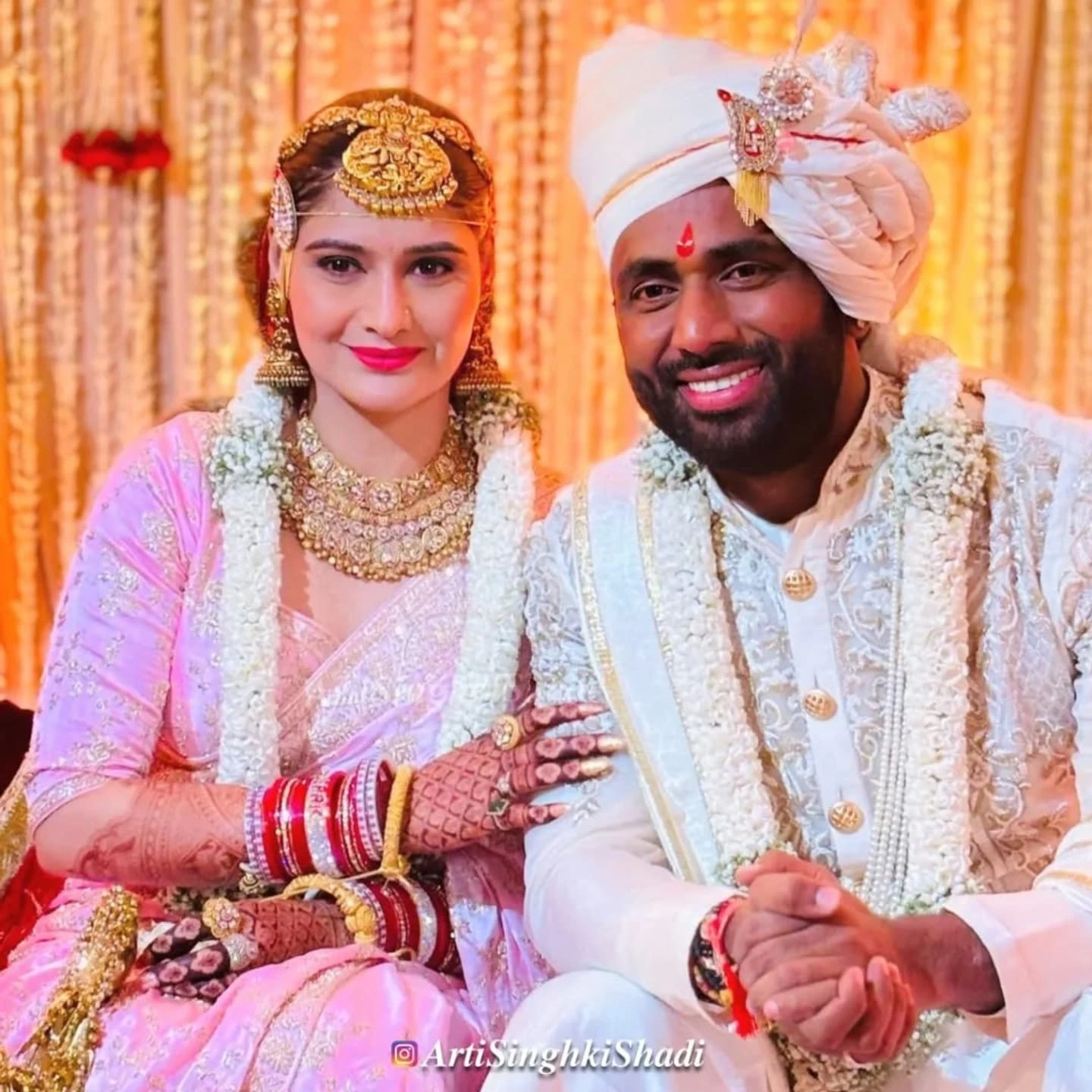 Aamna Sharif To Arti Singh These Tv Actresses Troll For Their Husbands Looks