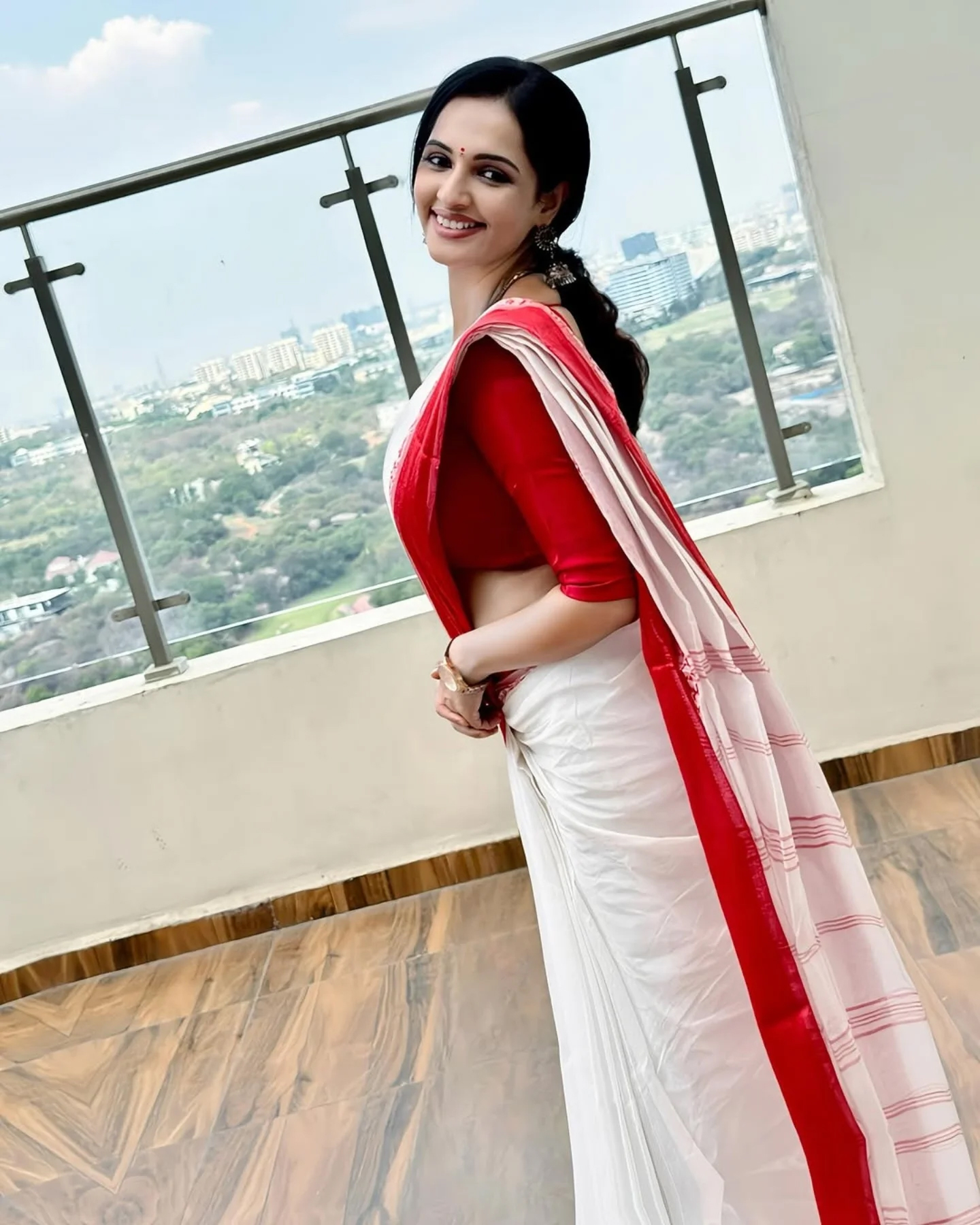 Actress Jyothi Poorvaj Serves Fiery Look In white Saree