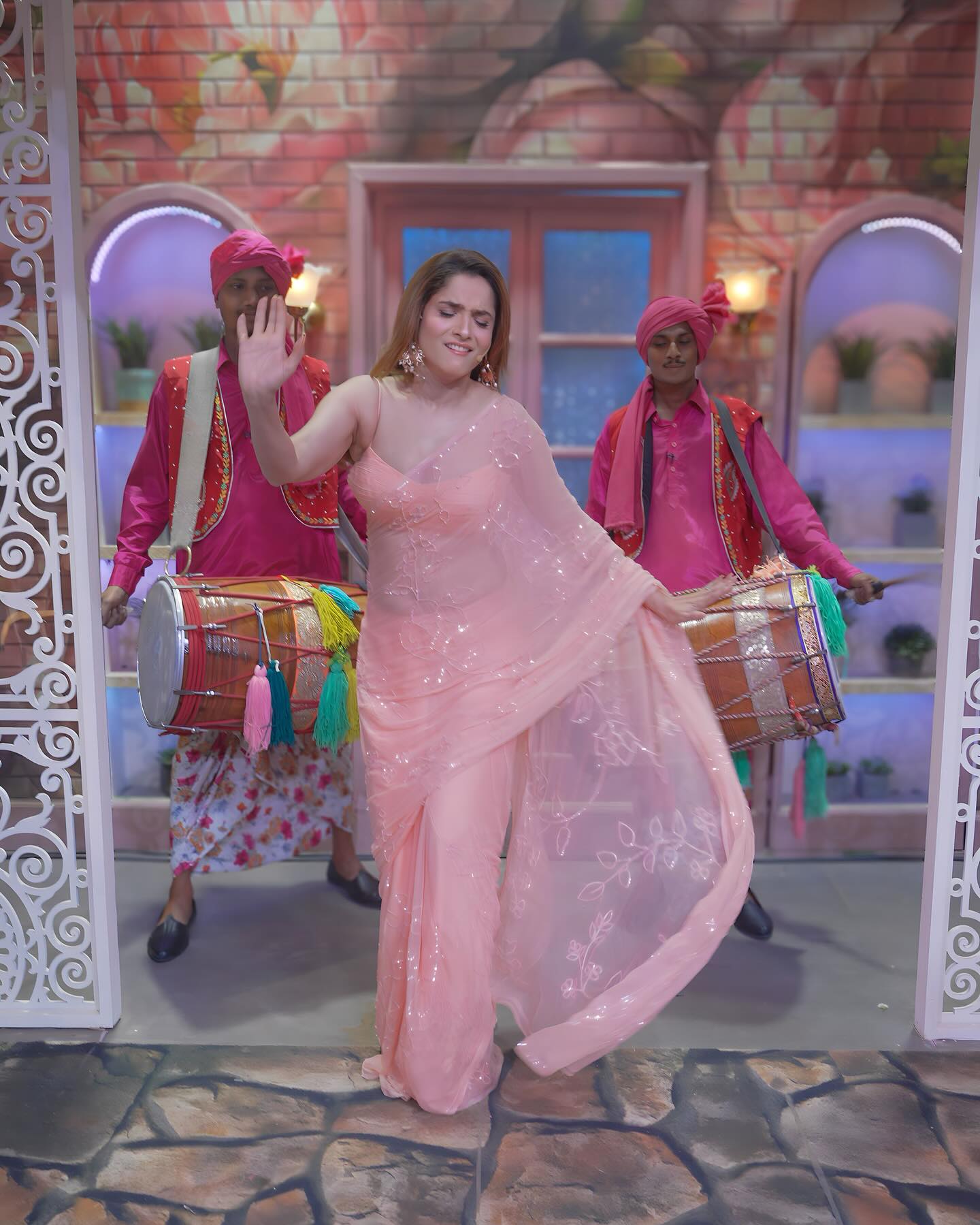 Ankita Lokhande Jain Shares Exclusive #BTS Moments On Laughter Chefs