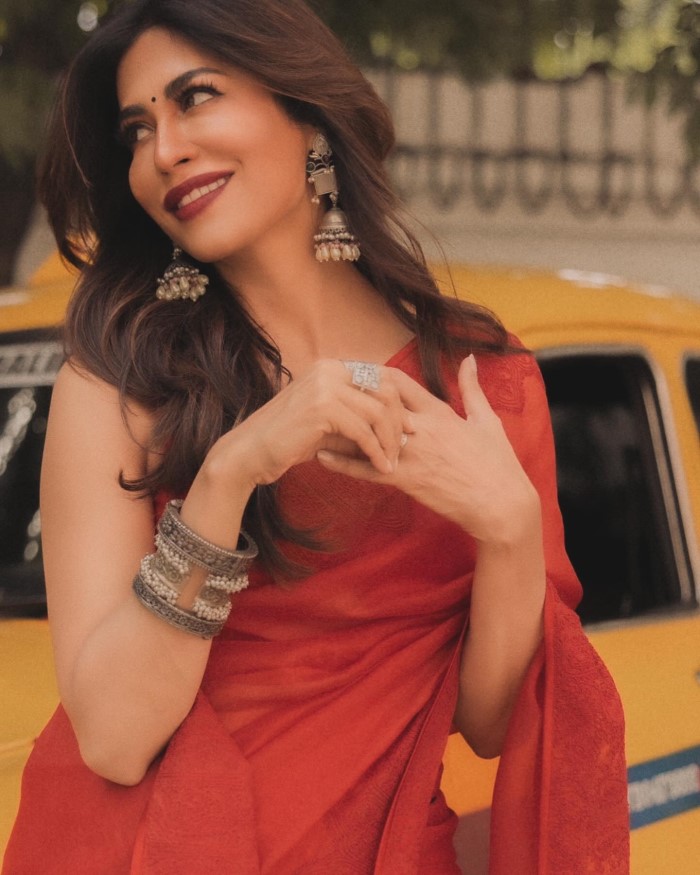 Chitrangda Singh Shines In Traditional Glamour Photoshoot for 'Khakee: The Bengal Chapter'