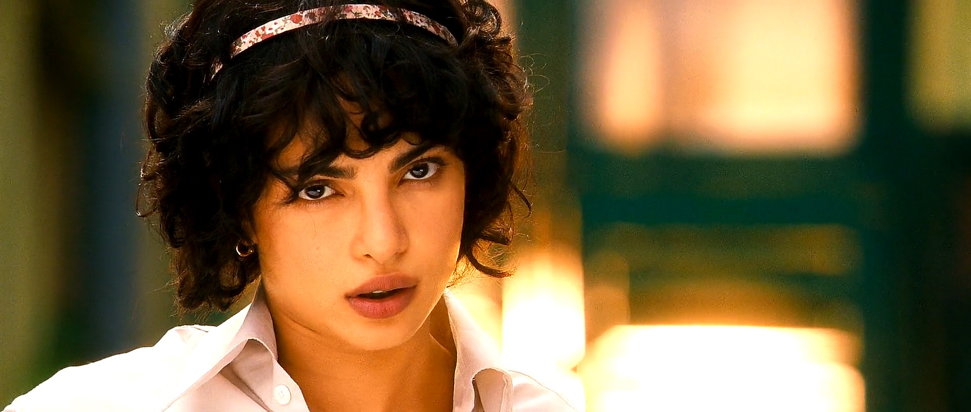 Priyanka Chopra established herself as a versatile actress by playing the role of an autistic girl in 'Barfi'.