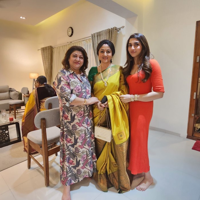 Pramila joshai birthday celebration