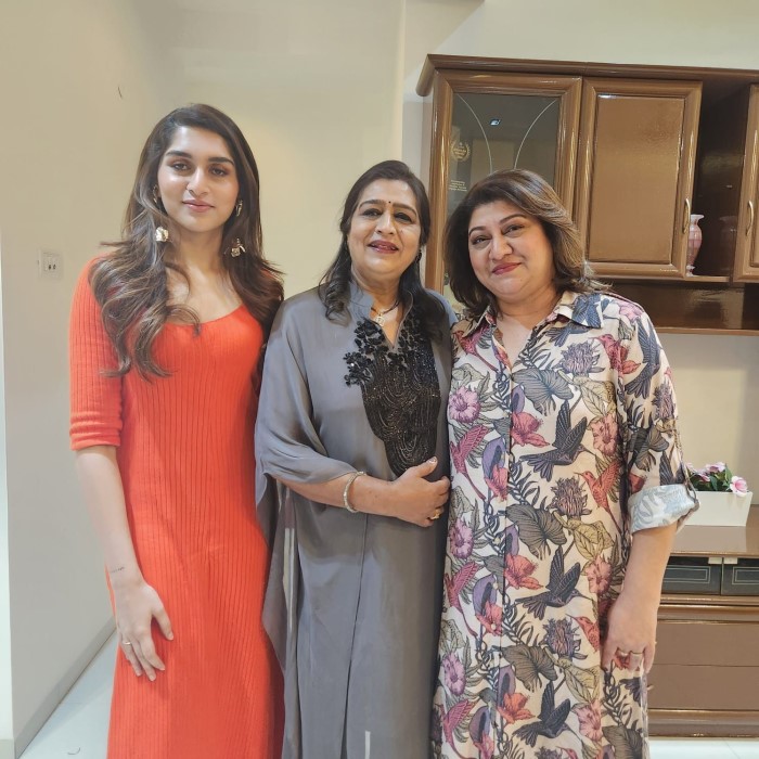 Pramila joshai birthday celebration