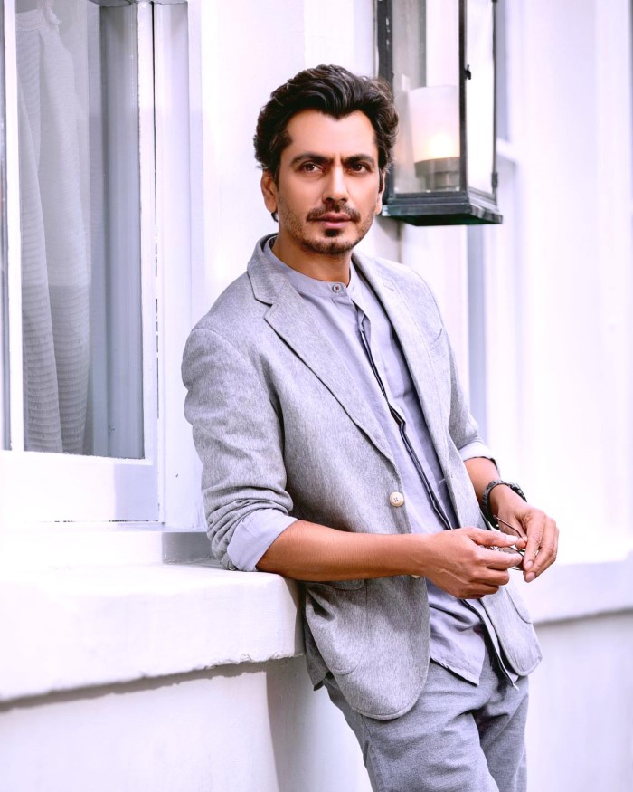 नवाजुद्दीन सिद्दीकी भी बॉलीवुड के एक जाने माने अभिनेता है और आपको बता दें कि फॉर्मर मिस इंडिया रह चुकी एक्ट्रेस निहारिका सिंह एक्टर को डेट कर रही थी