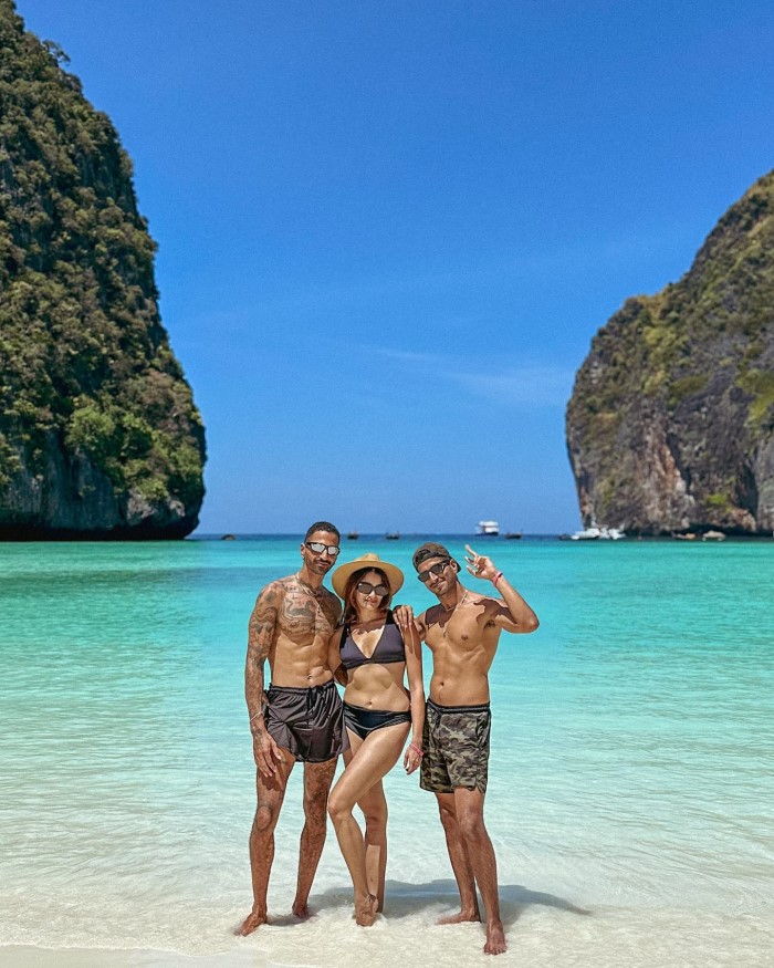 Priya Banerjee Stuns In Black Swimsuit During Maya Bay Vacation