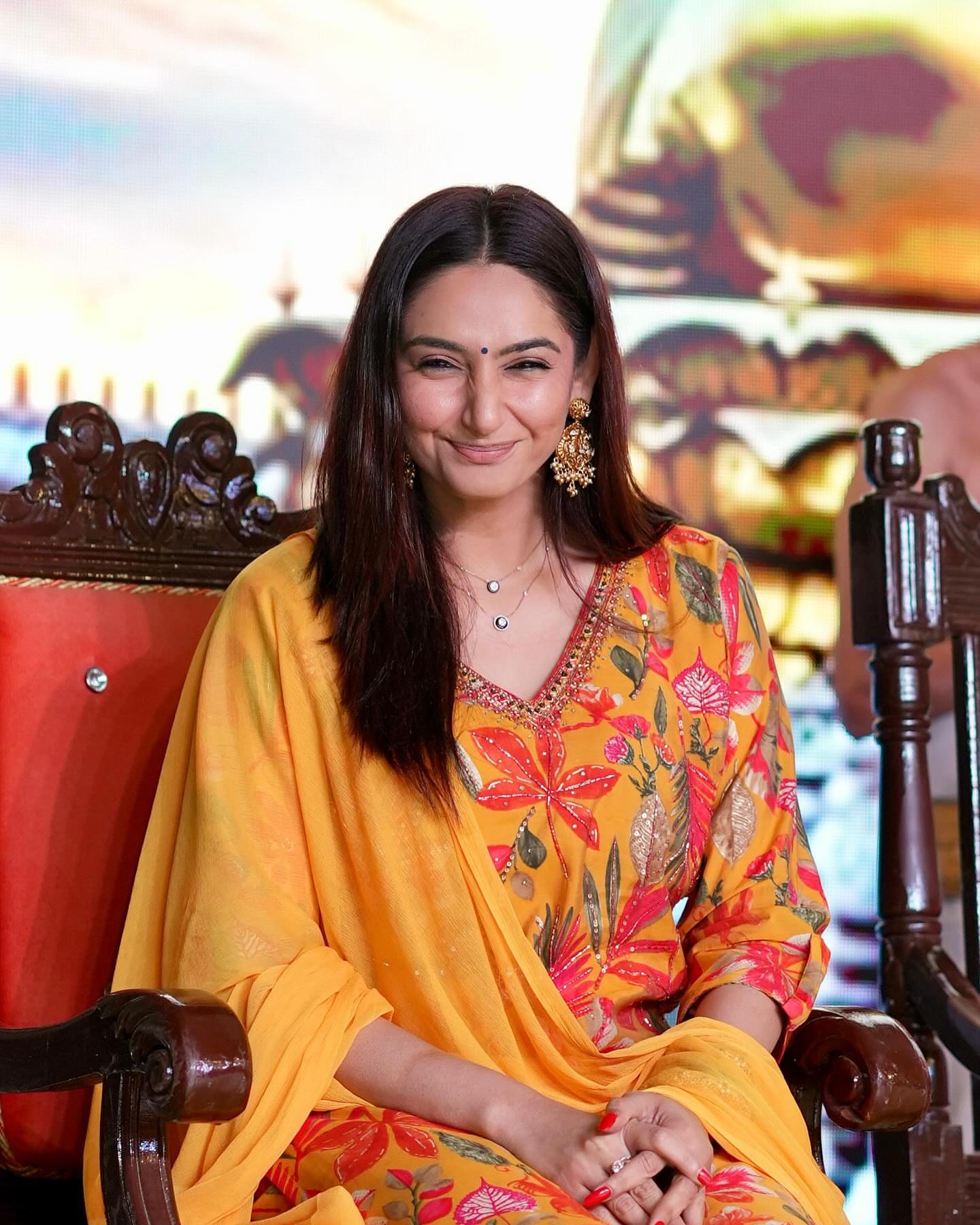 Ragini Dwivedi On Slapping Man Who Pulled Her Hand Said Mujhe Koi Pachtawa Nahi Hai