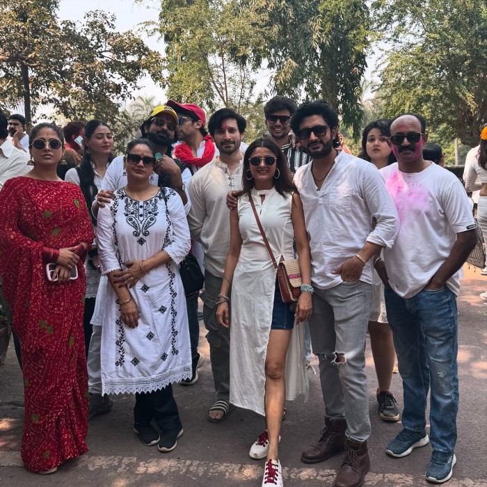 Rashmi Gupta Celebrates Holi With Fun And Grandeur: A Colorful Festival Of Joy