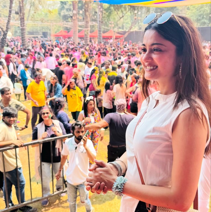 Rashmi Gupta Celebrates Holi With Fun And Grandeur: A Colorful Festival Of Joy