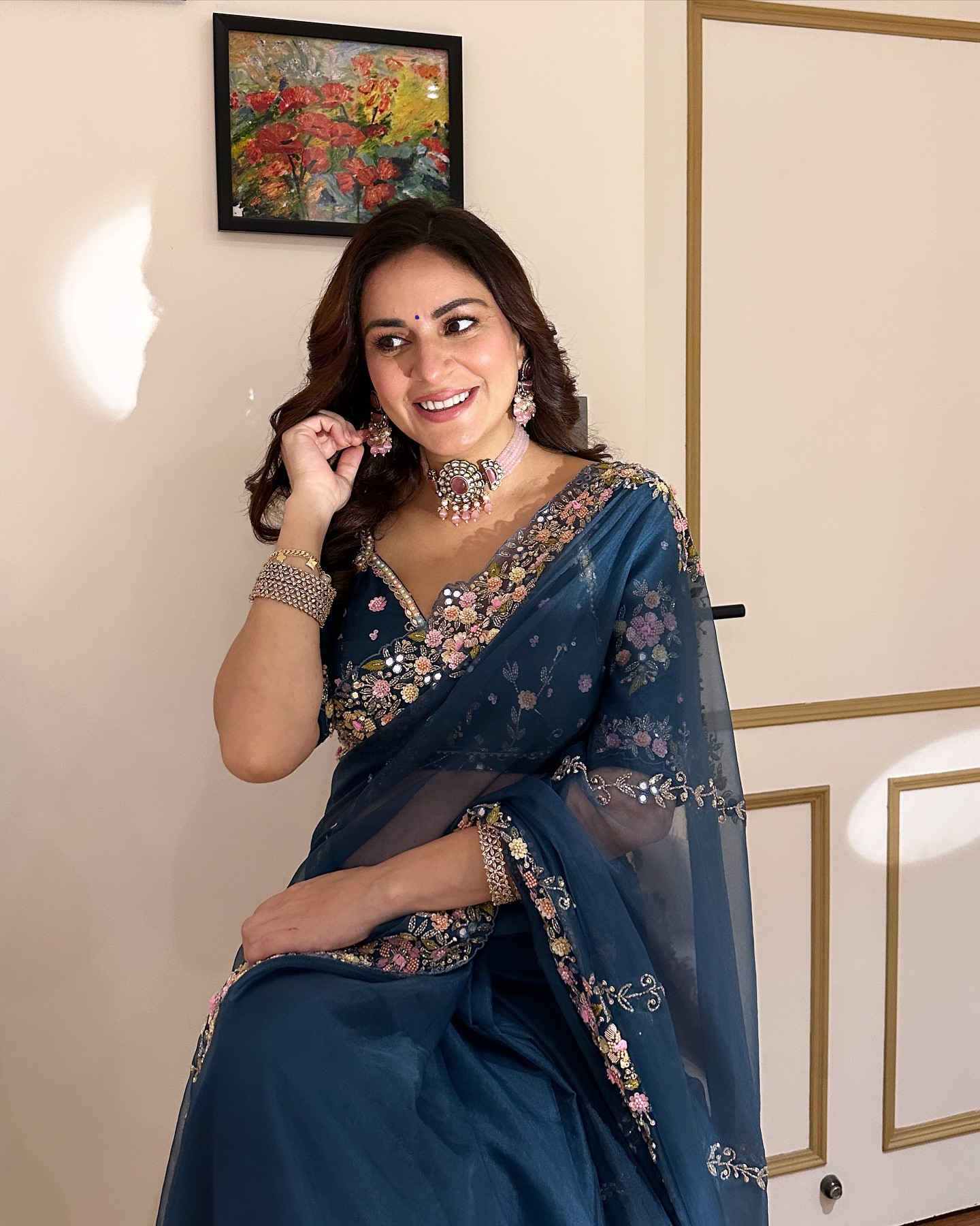 Shraddha Arya To Divyanka Tripathi These Tv Actresses Are Followed Their Culture In Real Life