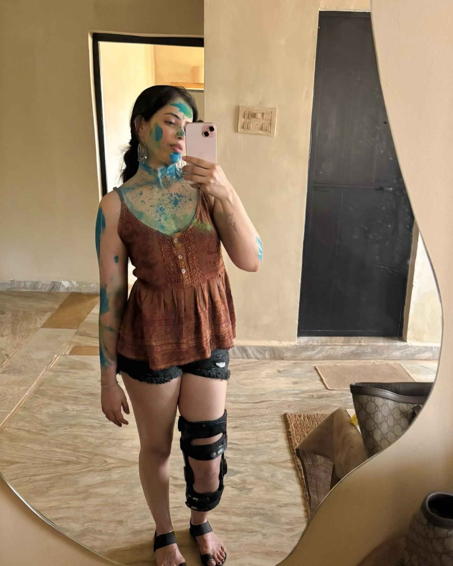 Shruti Prakash Celebrates Holi With Friends At Palmorama, Goa