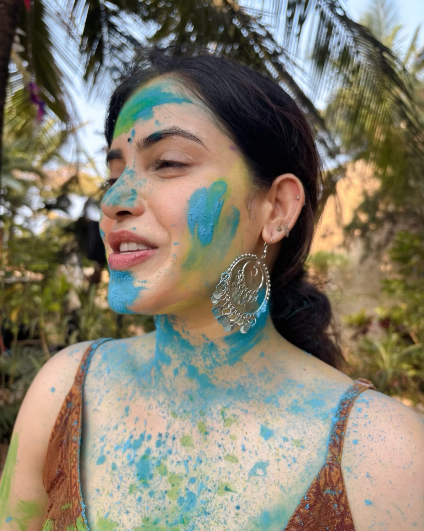 Shruti Prakash Celebrates Holi With Friends At Palmorama, Goa