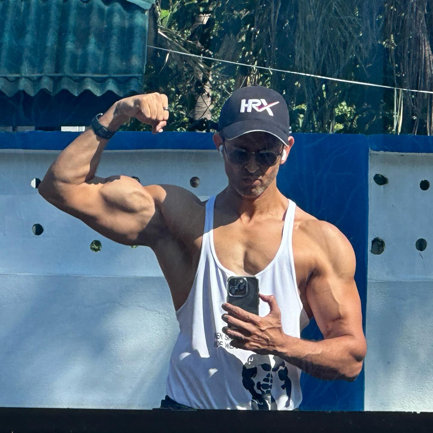 Hrithik Roshan’s Viral Moment: Youthful Looks At 50 Captivate U.S. Audiences