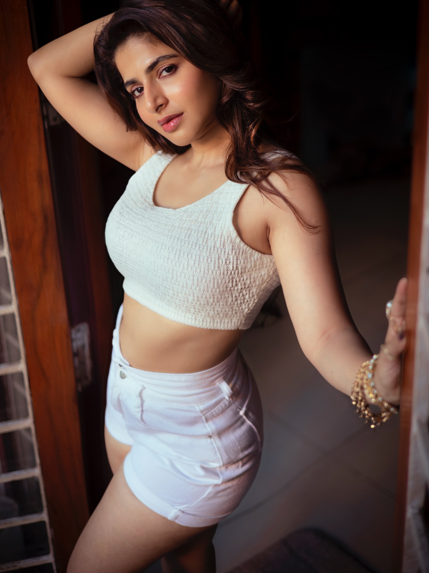 Iswarya Menon’s Dazzling New White Outfit Captures Social Media Buzz
