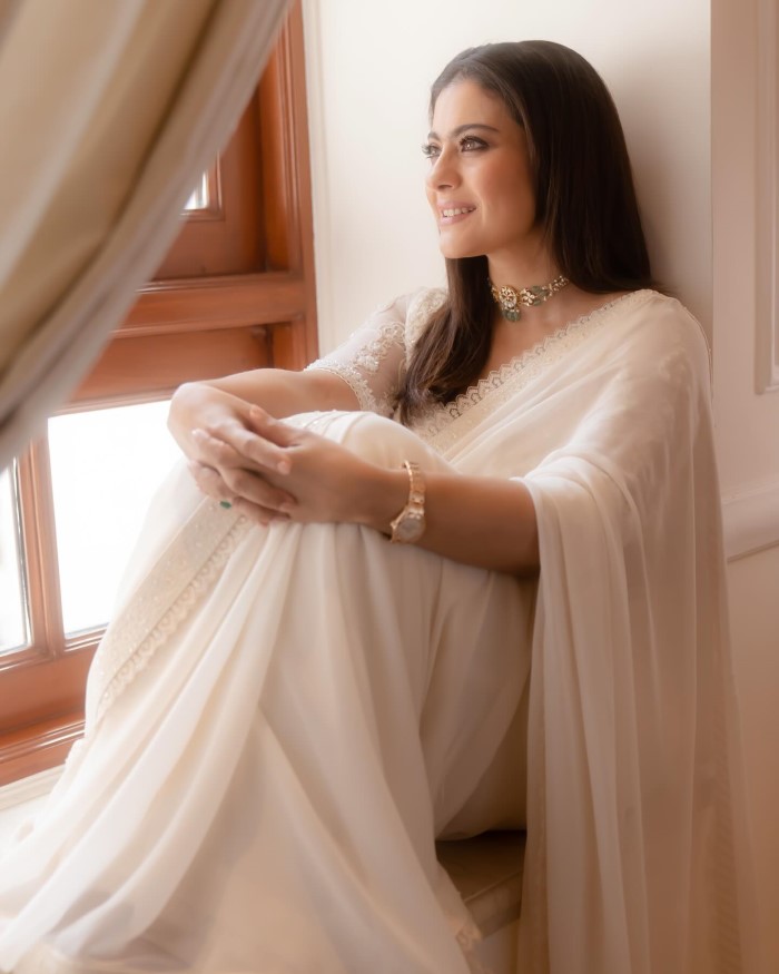Kajol Stuns In Ethereal White Saree: A Bollywood Icon's Graceful Look