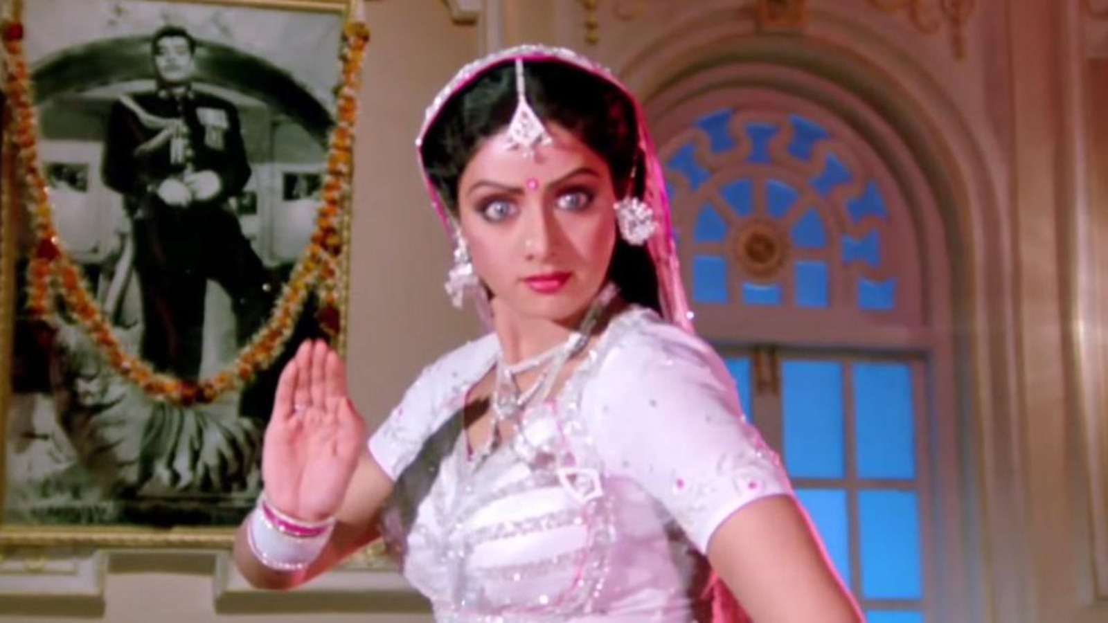 Sridevi The OG Naagin, Sridevi mesmerized audiences in the 1986 film Nagina. Her role as Rajni, the snake-woman seeking revenge, became iconic — especially the dance sequence “Main Teri Dushman” that’s etched in Bollywood history.