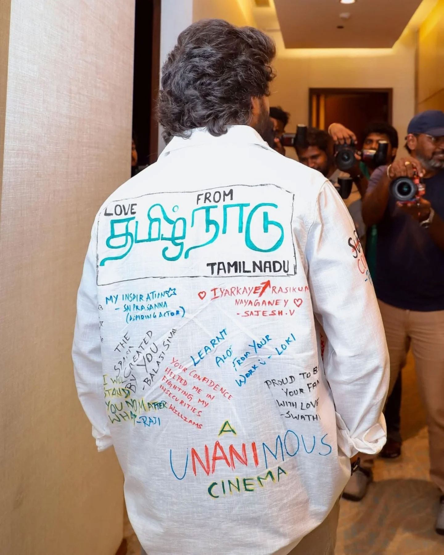 Natural Star Nani Receives Special Gift From Tamil Nadu Fans During HIT 3 Promotions