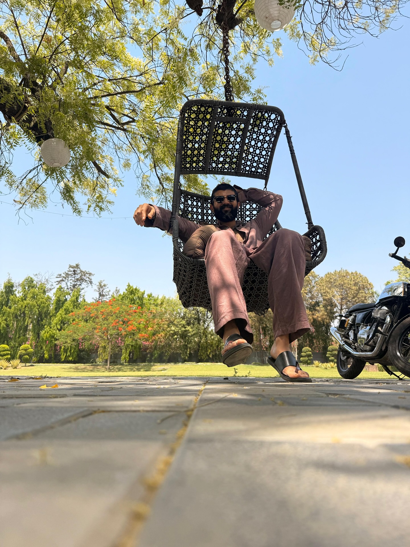 Telugu Actor Vijay devarakonda Chills In Delhi, shares pics