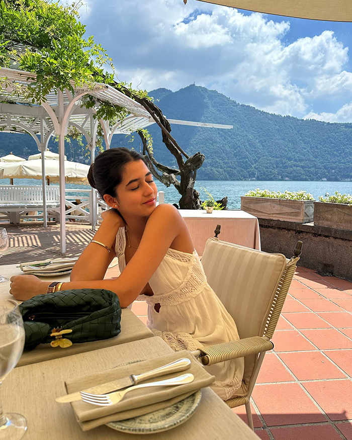 Who Is Naomika Saran? Meet The Glamorous Granddaughter Of Bollywood Legend Rajesh Khanna