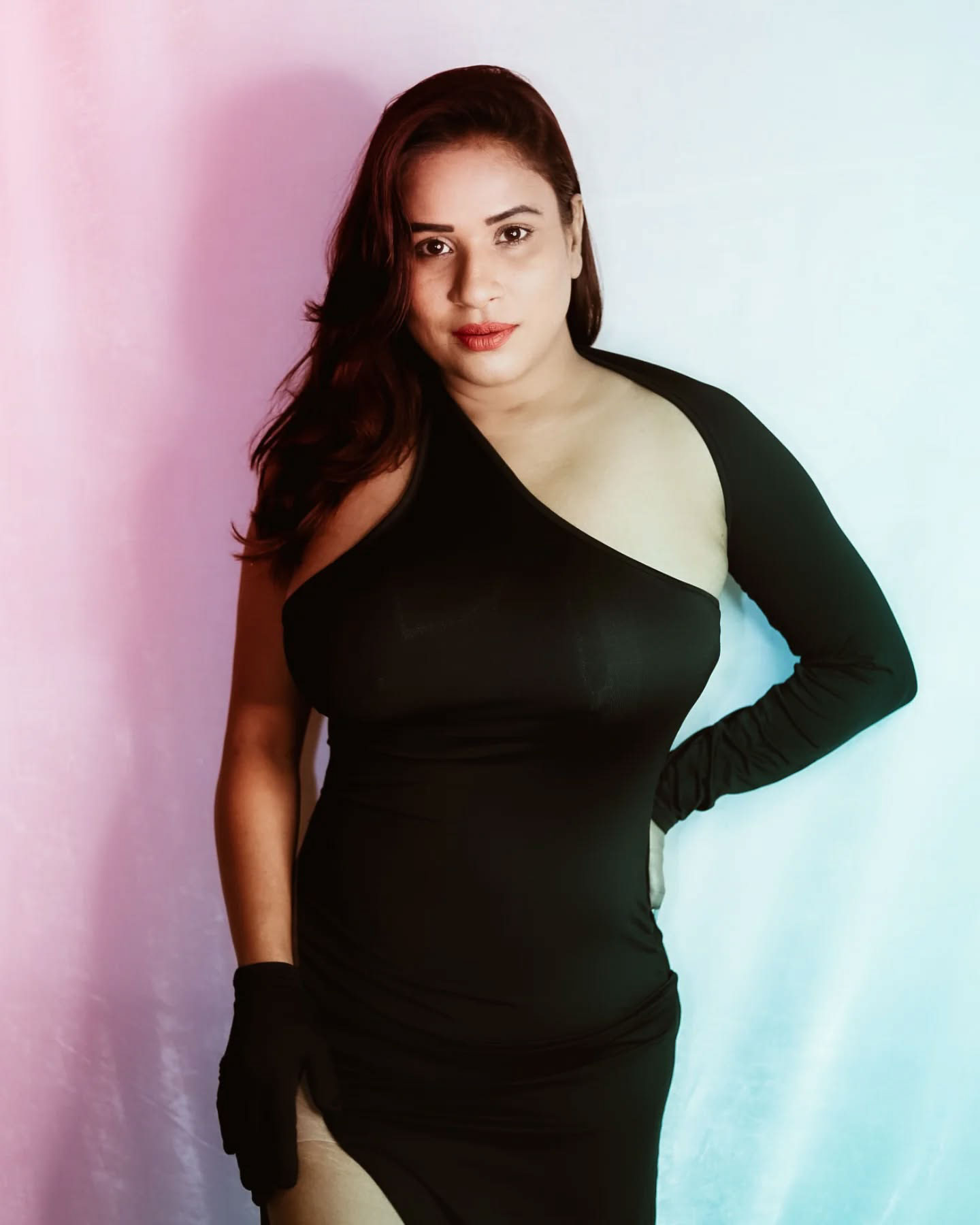 Muskaan Agarwal A popular name in digital entertainment, Muskaan Agarwal has made a mark with her performances in various web series. She joins House Arrest to bring her energy and spontaneity to the reality show.