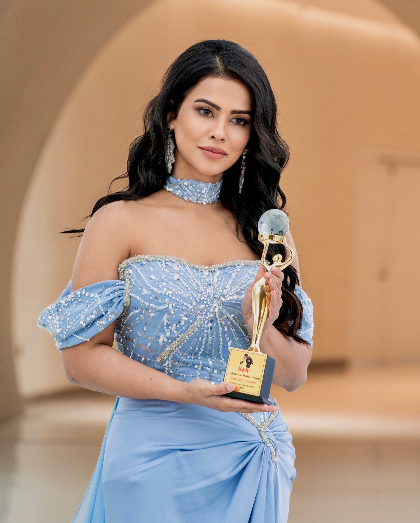 Kannada Actress Sharmila Mandre received Global Icon Media Award