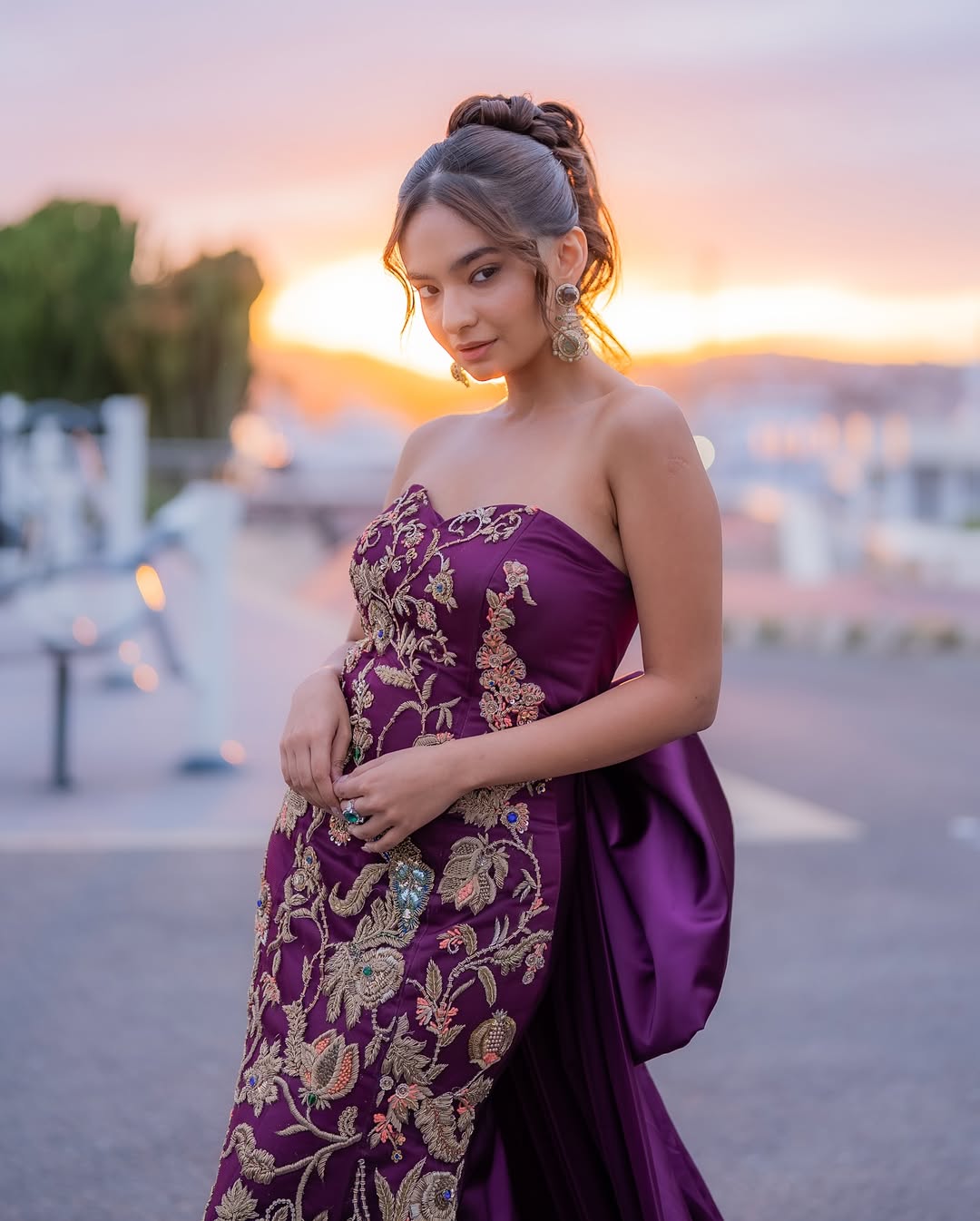 All Eyes on Anushka in Indian-Inspired Dress