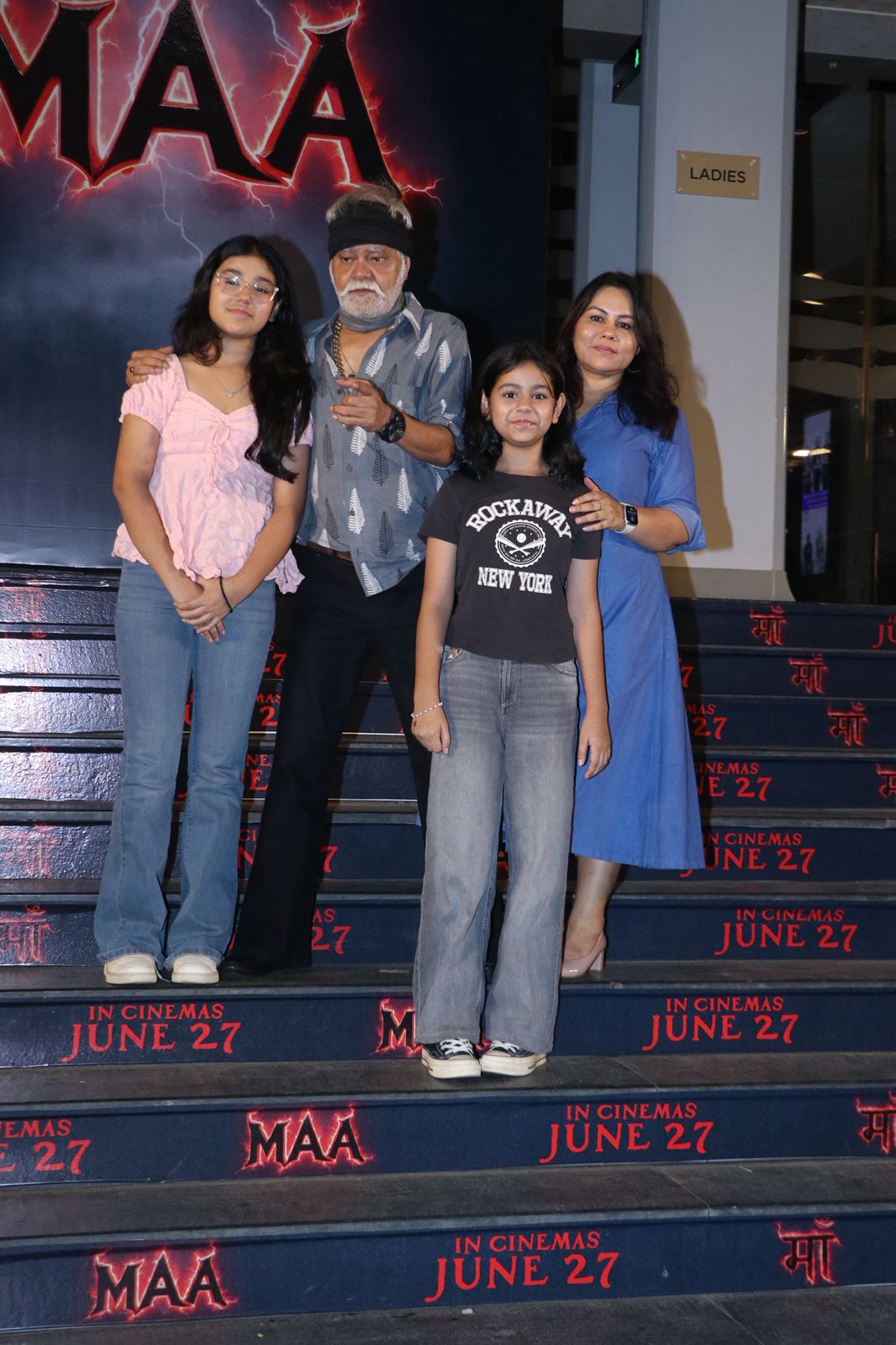 Veteran actor Sanjay Mishra attended the screening along with his family