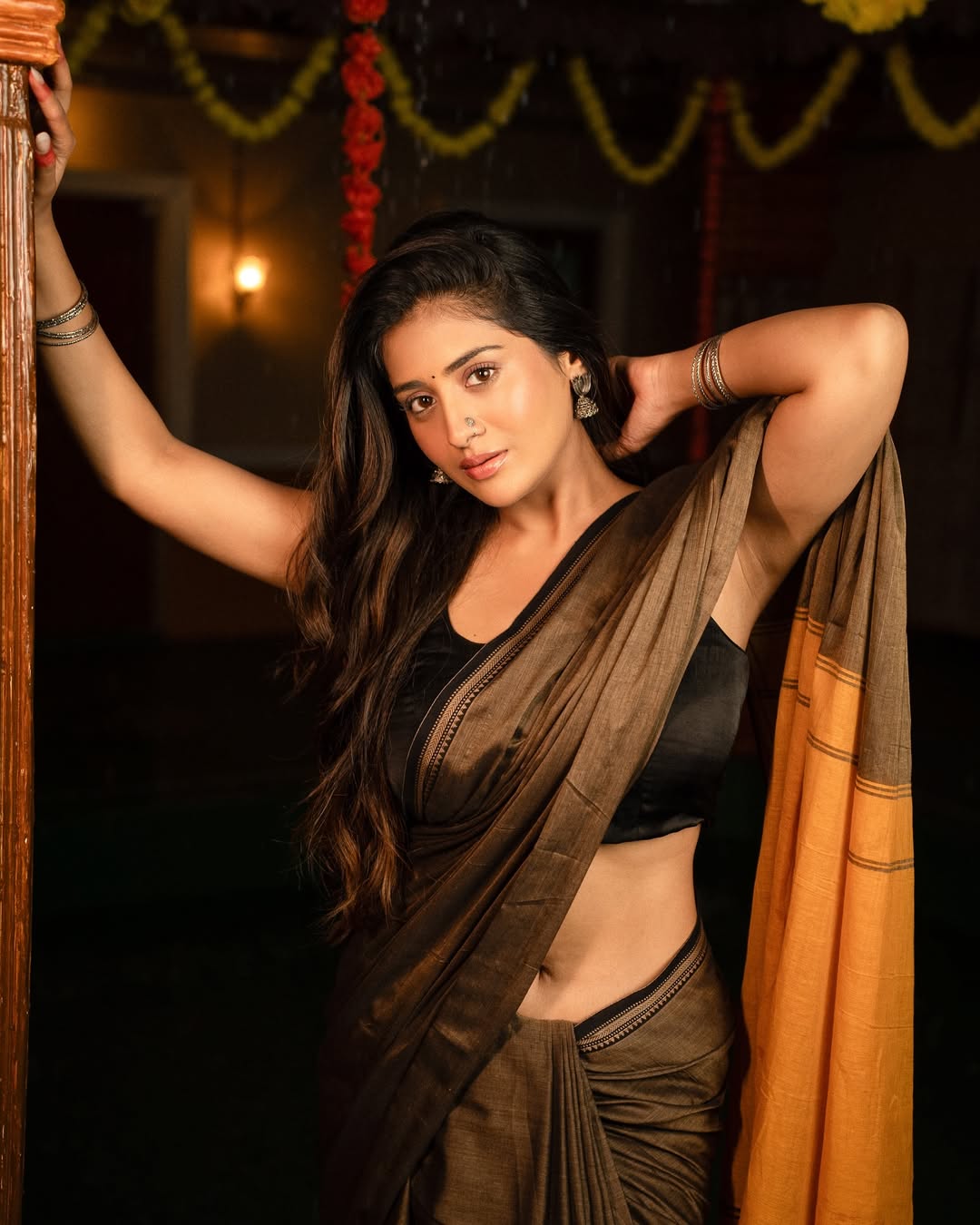 Raashi Singh effortlessly redefines tradition-graceful in a saree, yet bold enough to steal the spotlight with every move