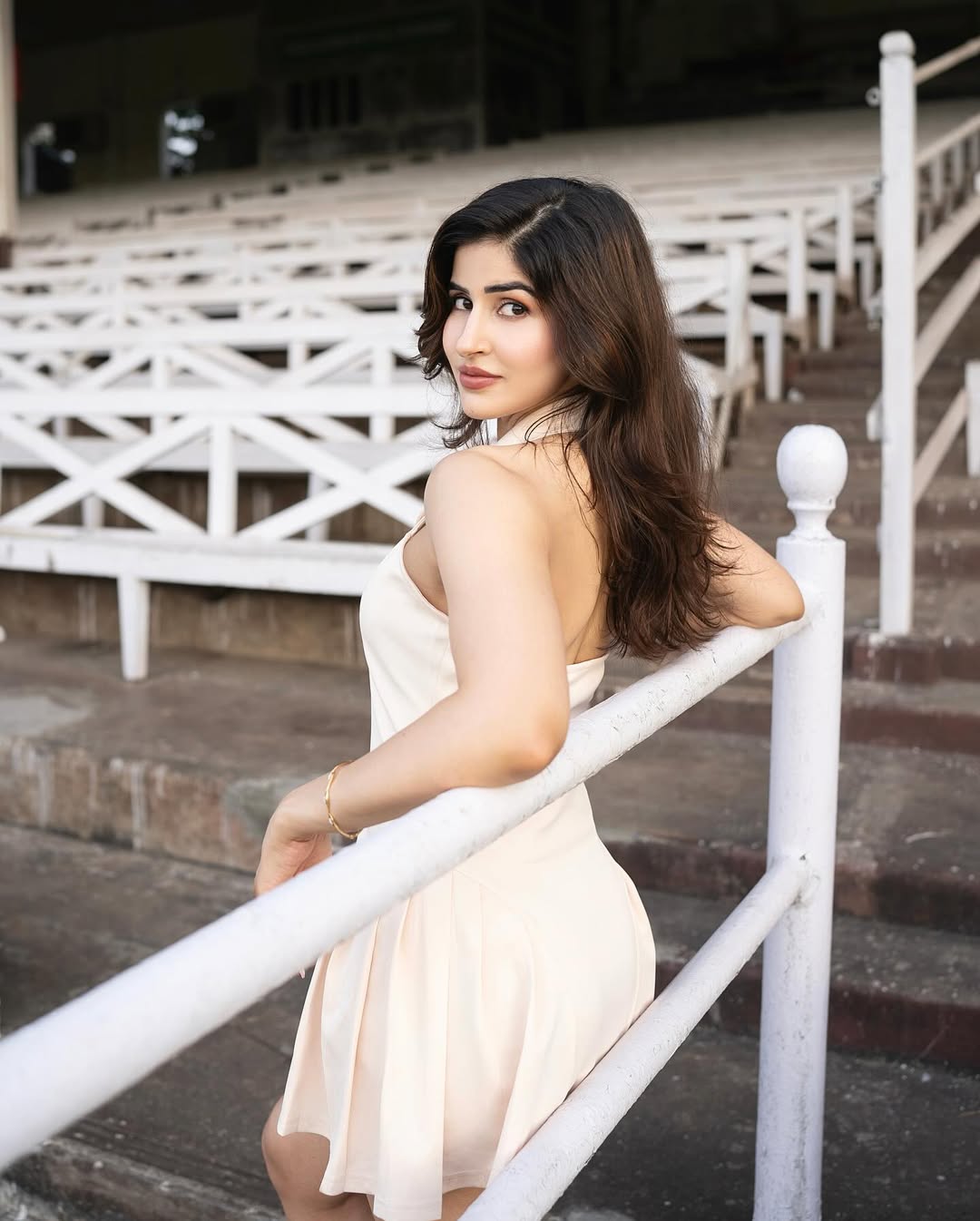 Who says you can’t throw down and dress up? Sakshi Malik effortlessly blends bold grace with street-style glam–and we’re here for it