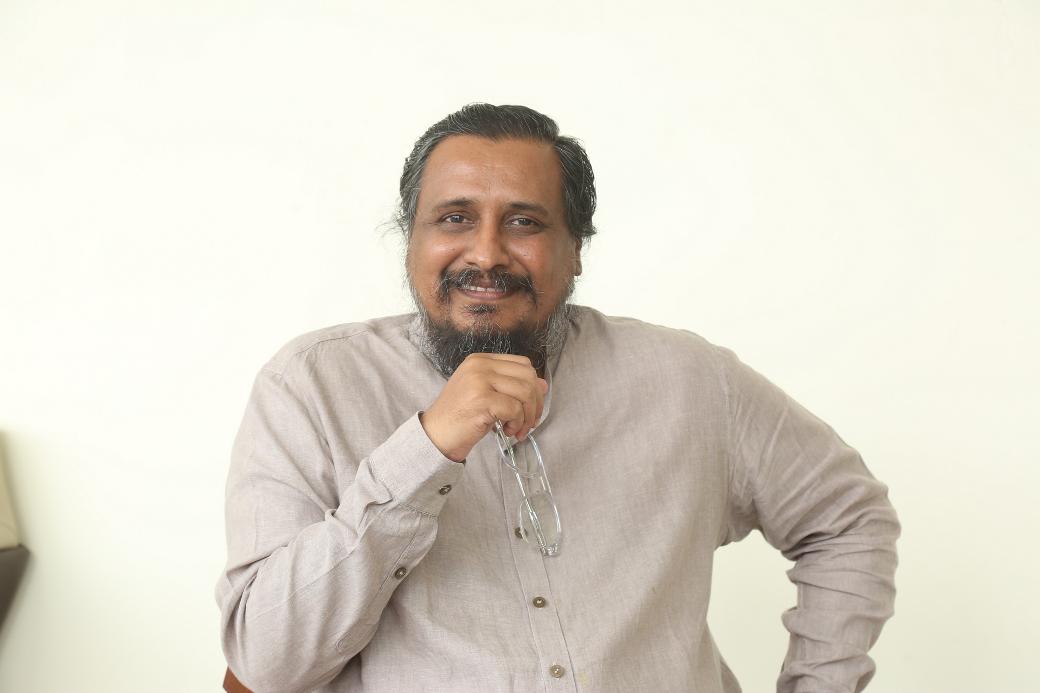 Venu Sriram casually owning that beige kurta like he just wrapped the year’s biggest hit – effortless flair so smooth, it could launch its own genre