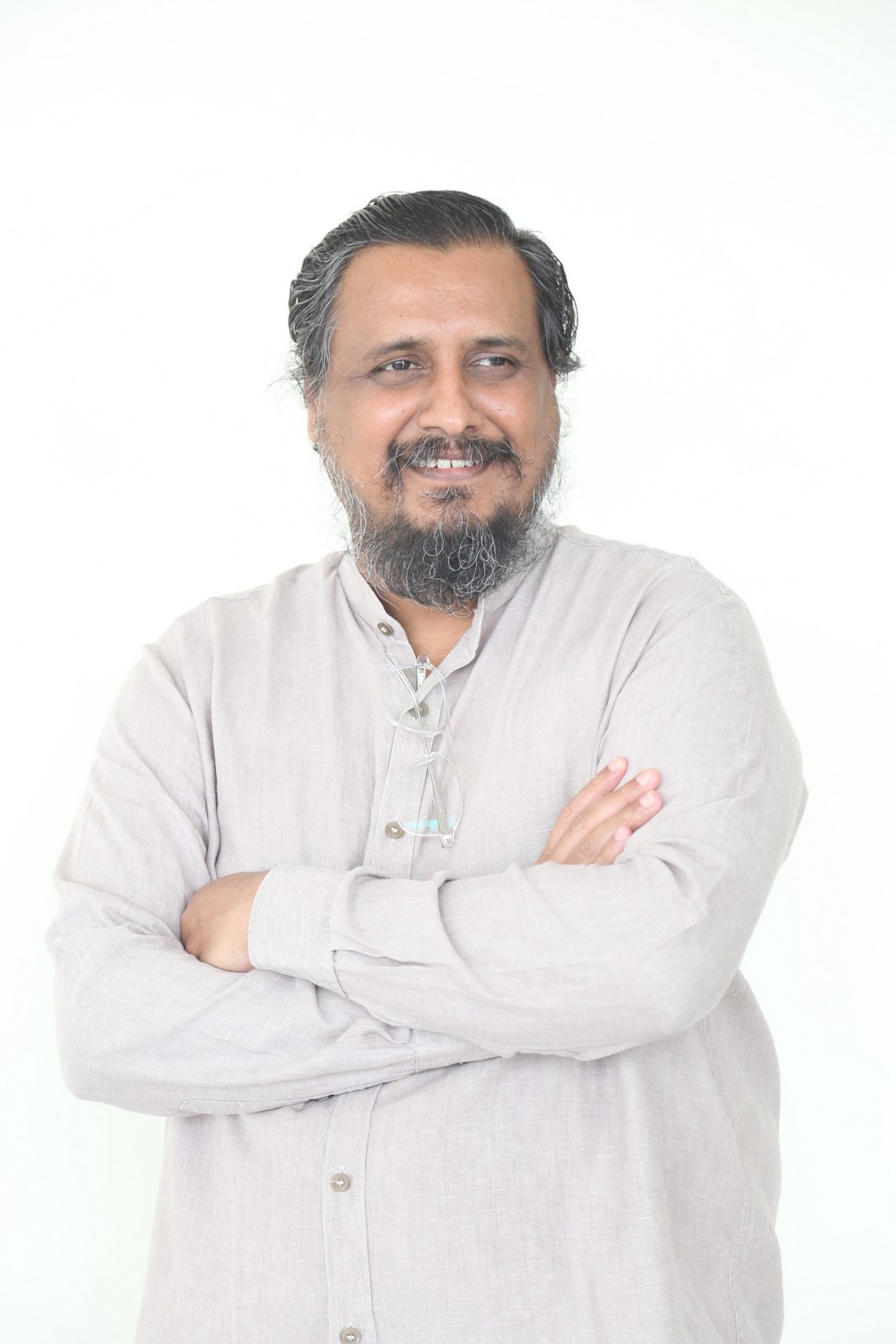 Venu Sriram rocking a laid-back kurta with that trademark smirk – proof that style and swagger are the ultimate directorial accessories