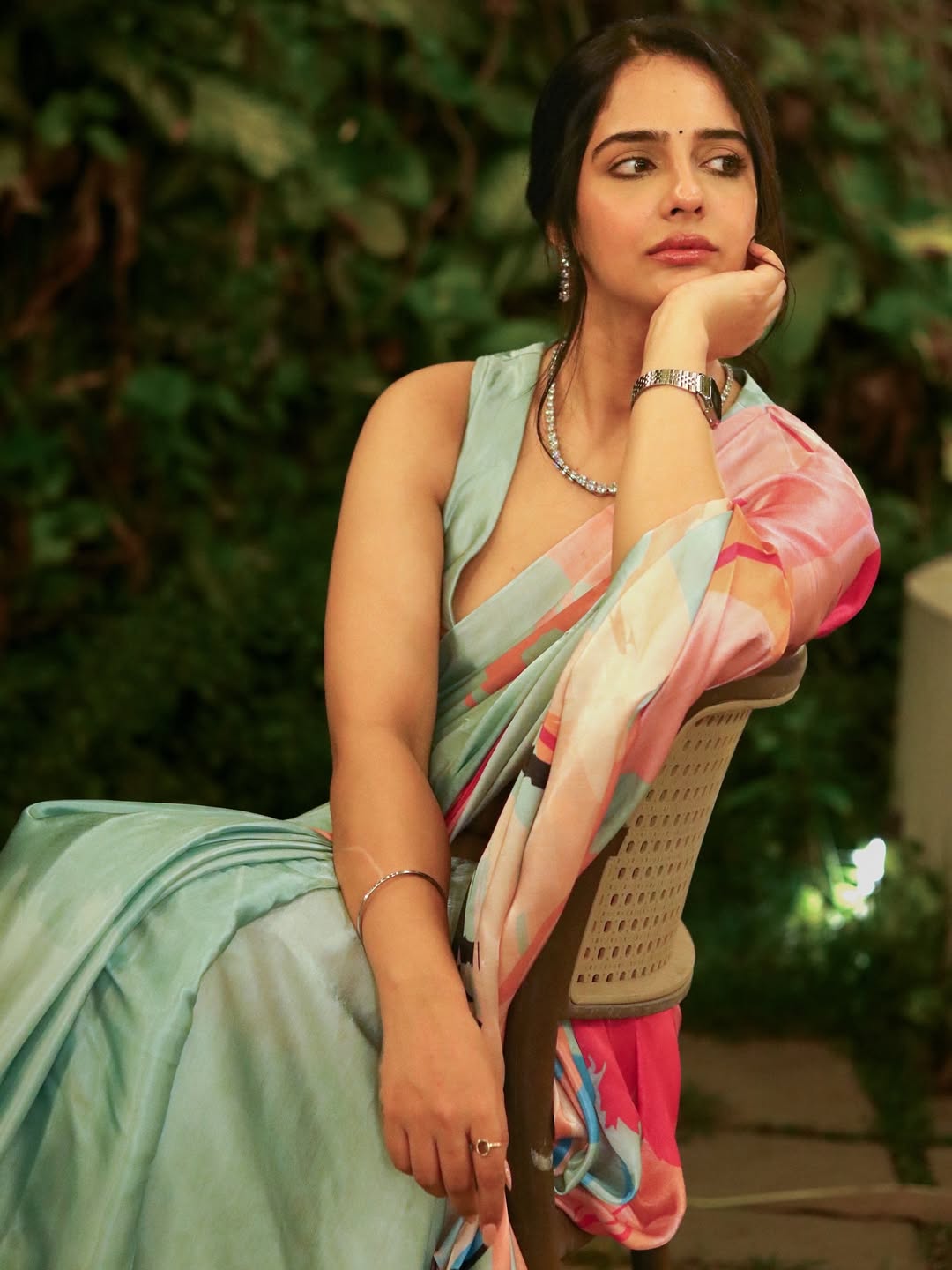 The Art of Subtle Glamour