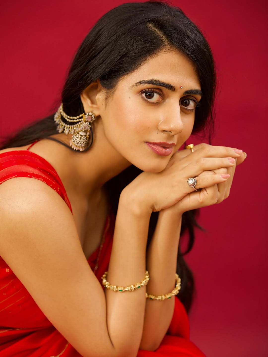 Gehna Sippy stunning traditional look with timeless elegance