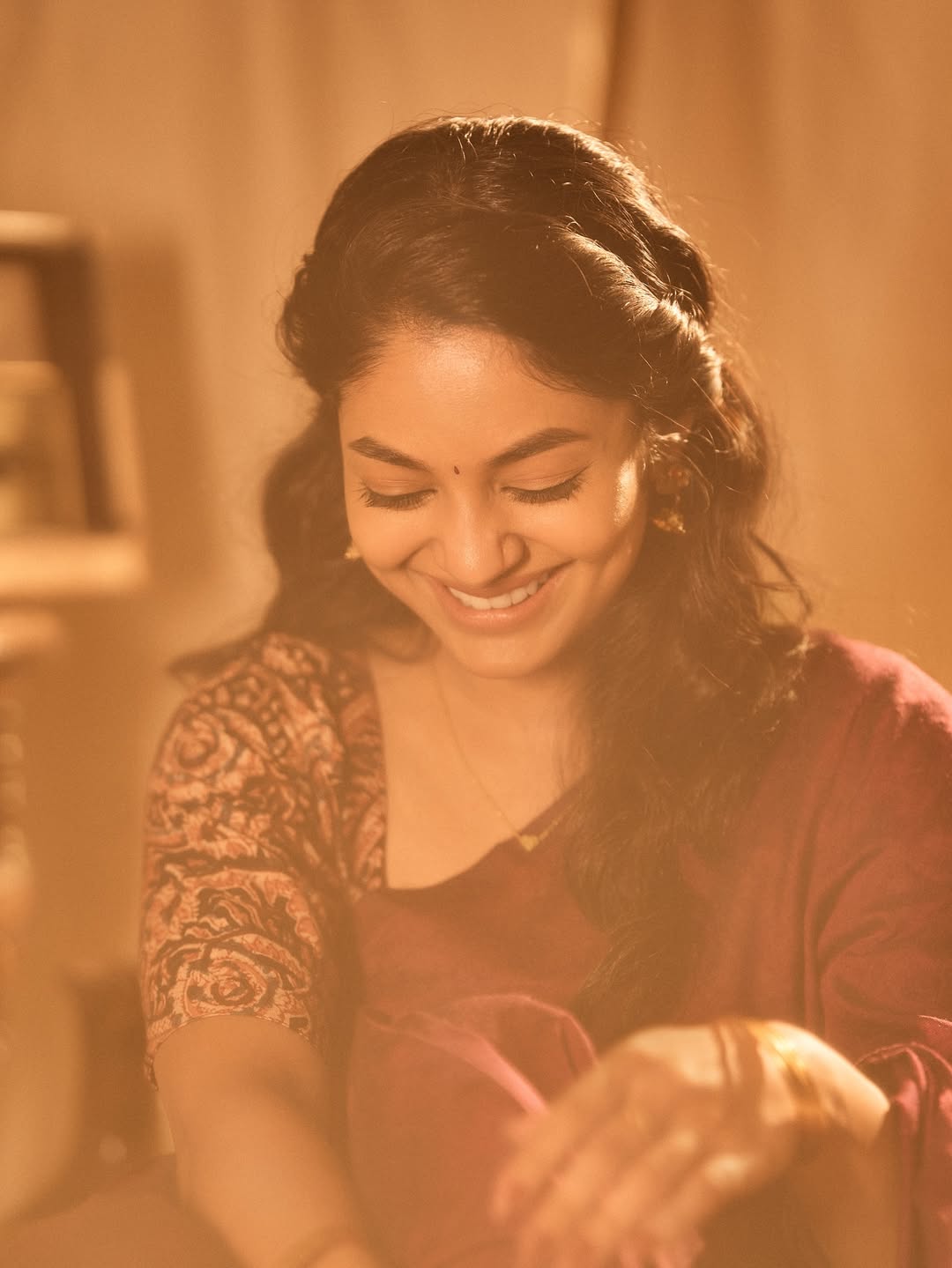 Ivana stunning in classic look with modern twist