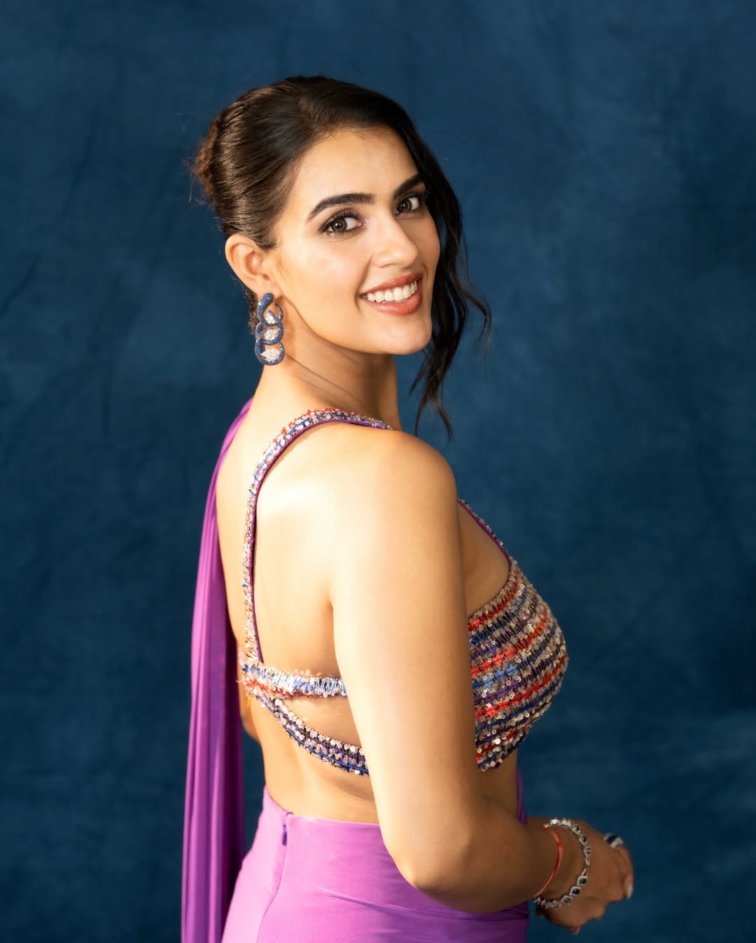 Kavya Thapar shines in colorful glamorous ensemble