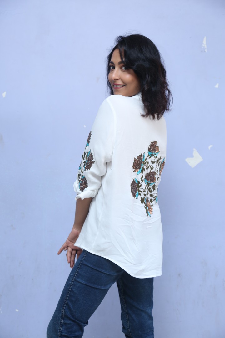 Madhu Shalini chic embroidered white top style