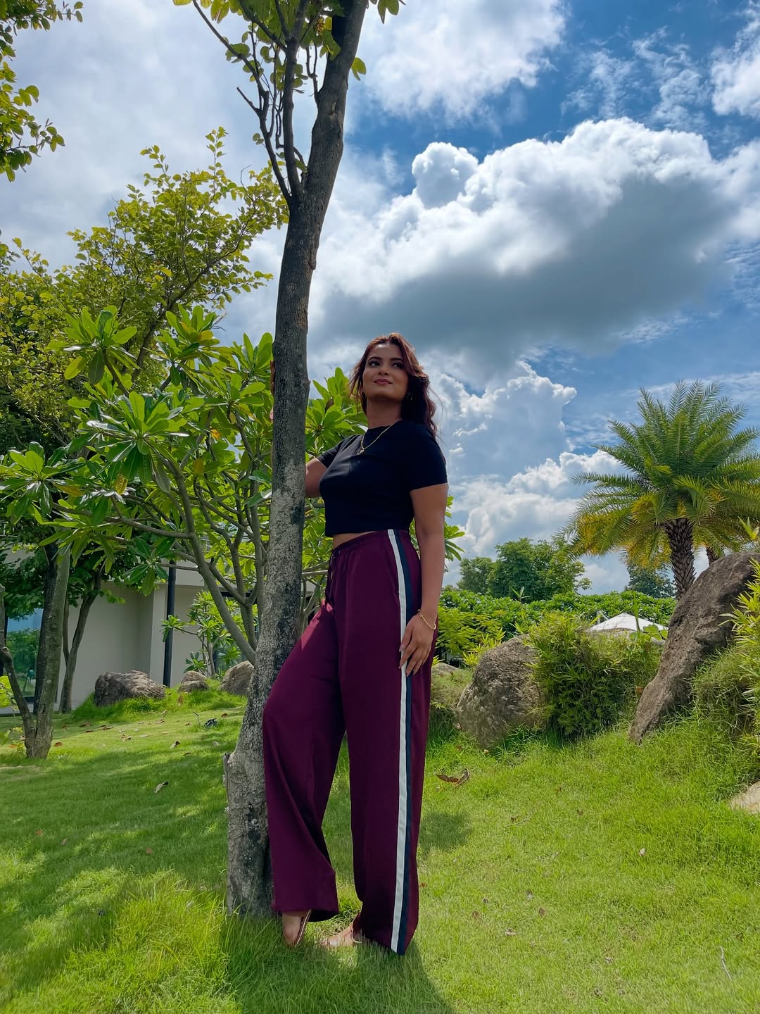 Neelam Giri street style with chic elegance