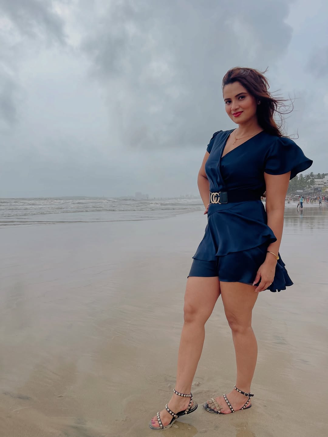 Neelam Giri coastal elegance in navy look
