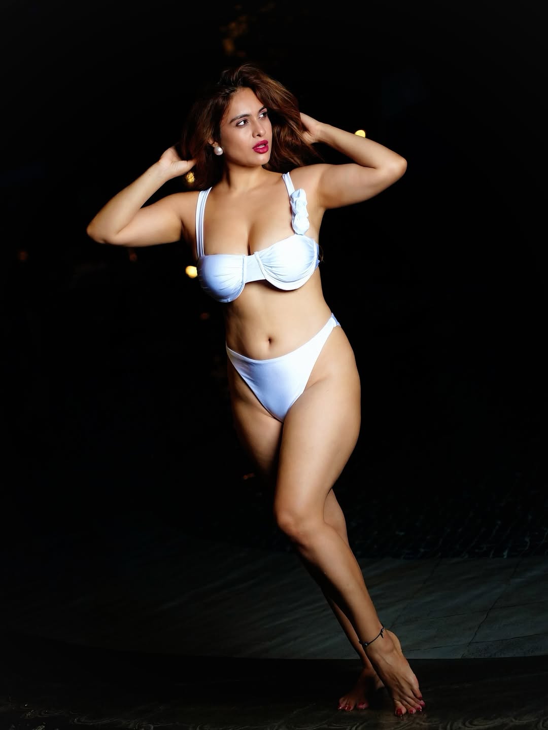 Cinematic Backdrop That Elevates the Glamour