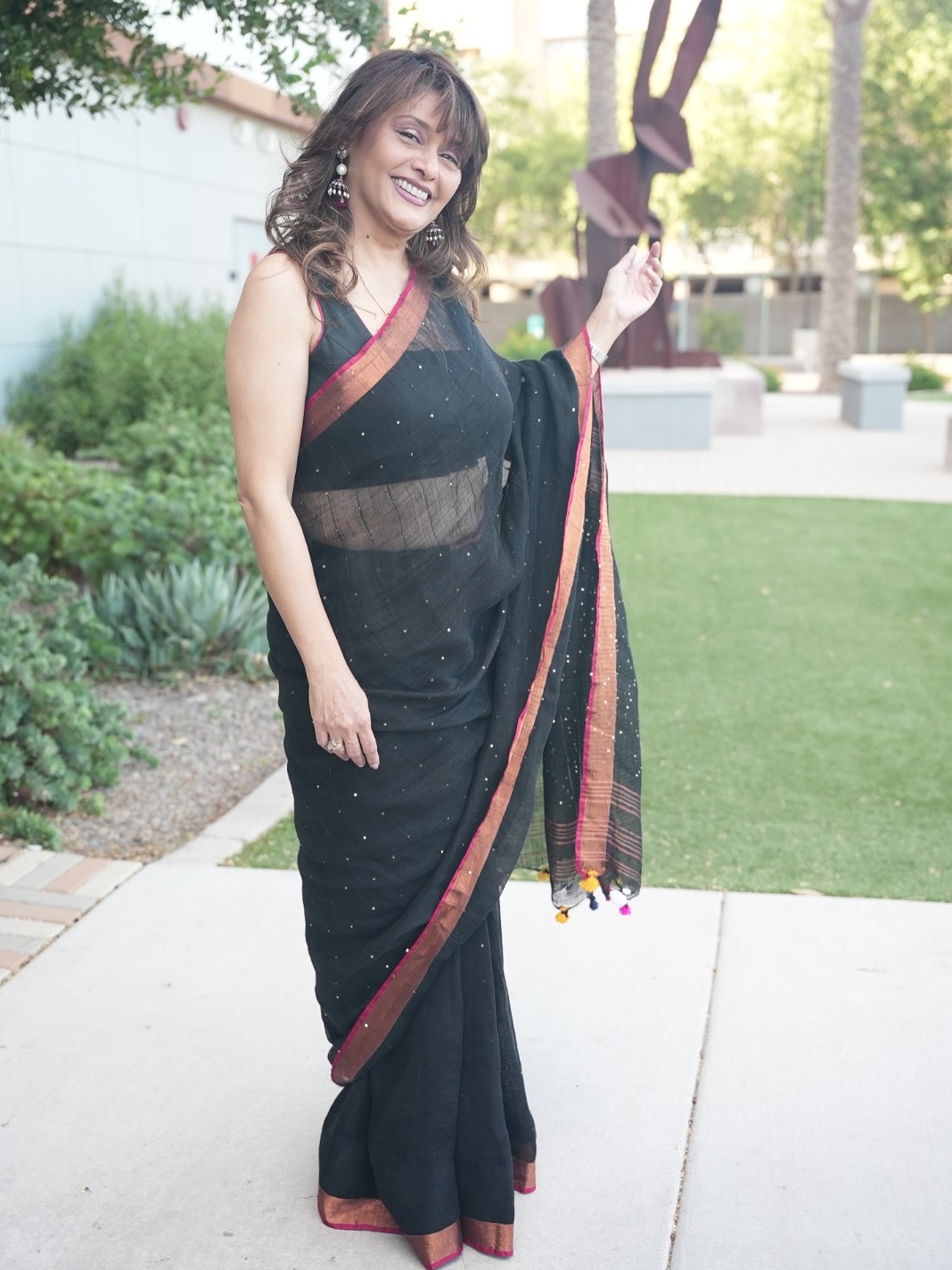 Black Saree Minimalism