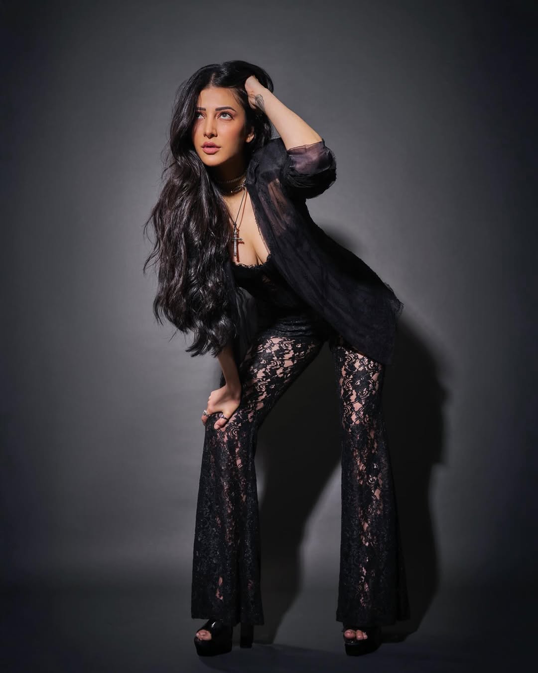 Bold Beginnings: A Statement of Elegance and Edge