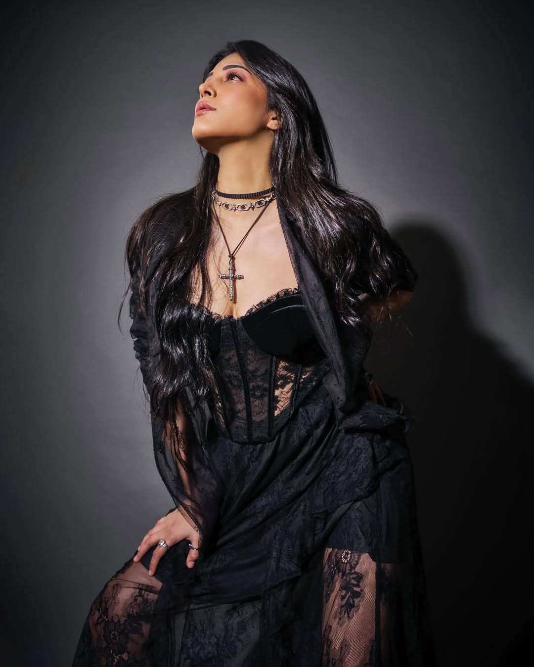 Black on Black: A Modern-Day Rock Chic Fantasy