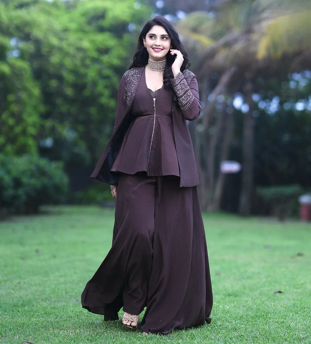 Surbhi Puranik bold and elegant in deep tones