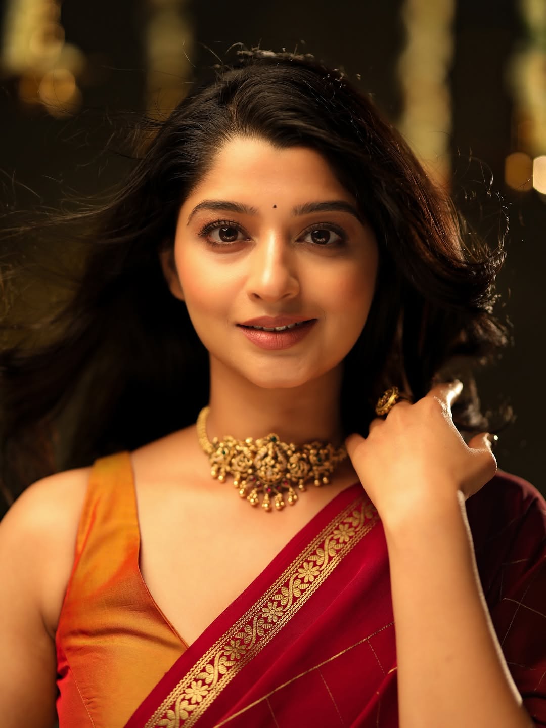 Aishani Shetty graceful in saree with intricate jewelry