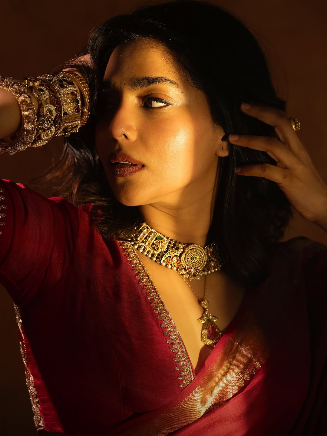 Aishwarya Lekshmi exudes timeless elegance with regal sparkle